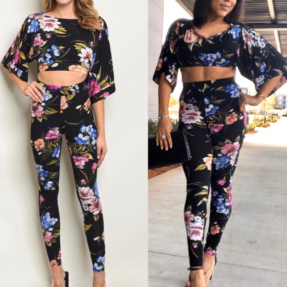 Black blue & purple floral crop top and pants set - Picture 2 of 8